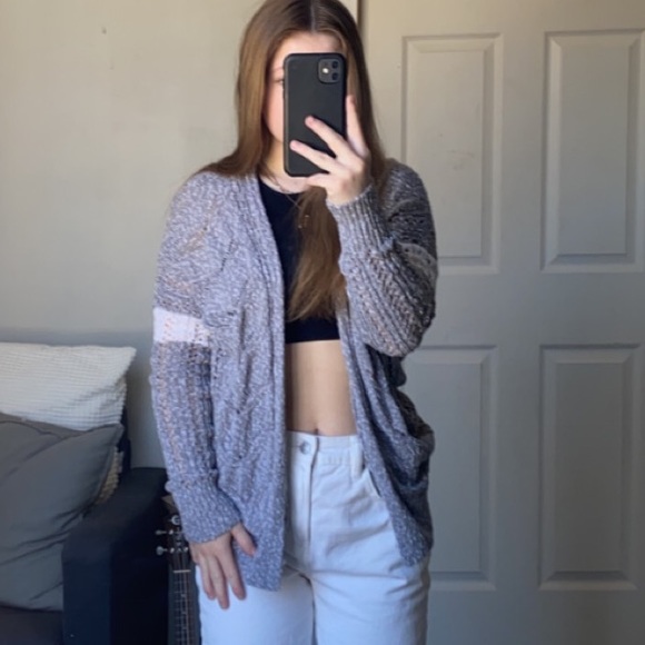Hollister Grey Knitted Cardigan - Picture 2 of 9